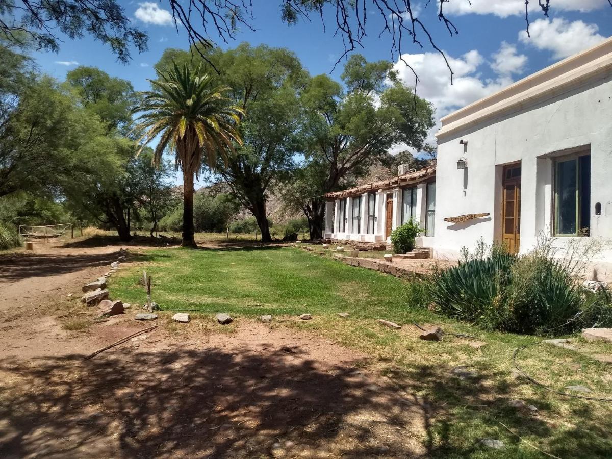 Hotel Hacienda Casa Blanca Tinogasta Exteriör bild